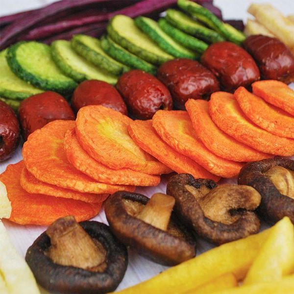 Hot Selling Mixed Vegetable Fruit Crunchy Chips VF Dehydrated Fruits Vegetables Crisp Dry Mix Bulk Packaging Water Preserved